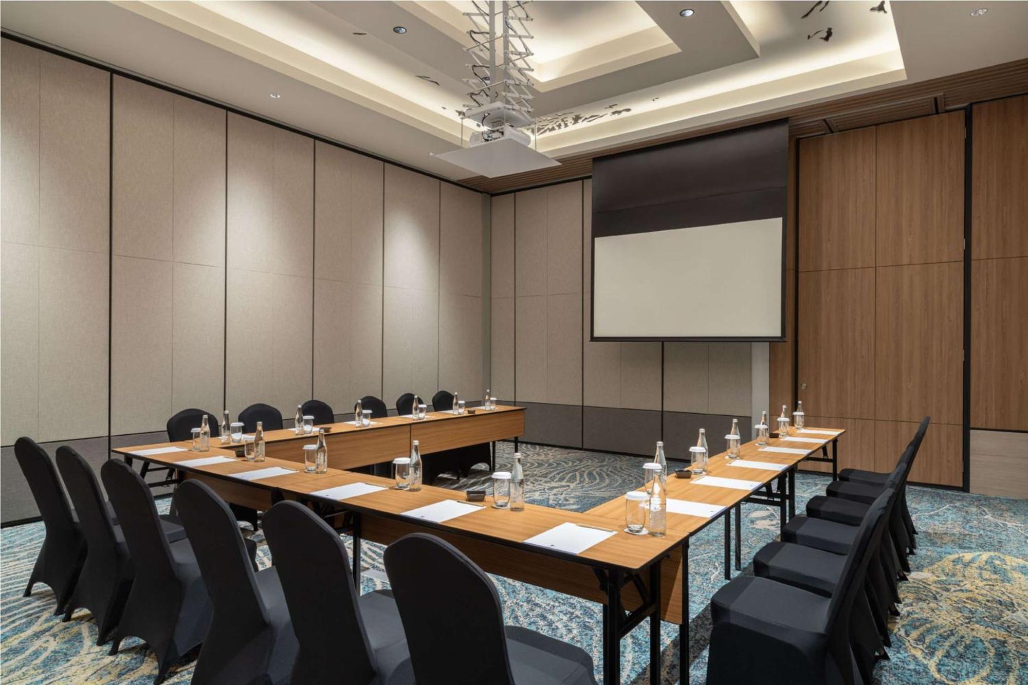 Doubletree By Hilton Jakarta Bintaro Jaya Serpong Eksteriør billede