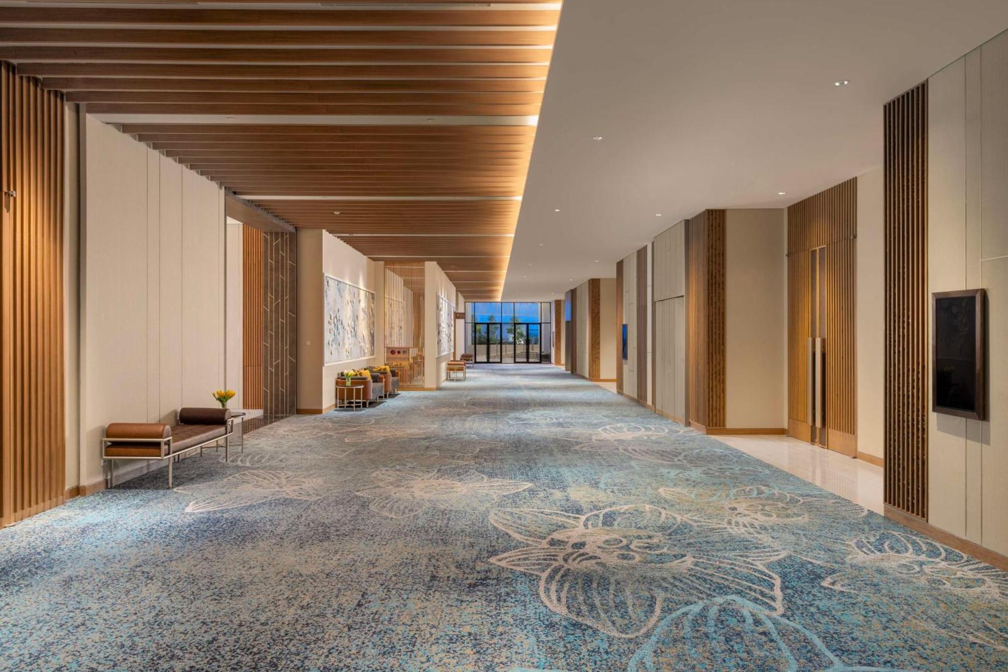 Doubletree By Hilton Jakarta Bintaro Jaya Serpong Eksteriør billede